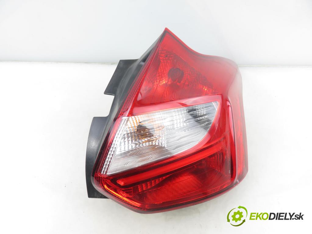 FORD FOCUS III HB 2014 74,00 1.0 EcoBoost - M2DA 998,00 Svetlo pravé zadné BM5113404AK