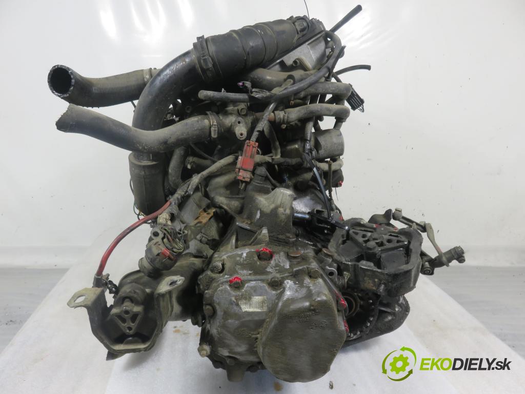 OPEL VECTRA A (86_, 87_) LIFTBACK 1993 60,00 1.7 TD - 17 DT (TC4EE1) 1686,00 motor DIESLA 17 DTTC4EE1