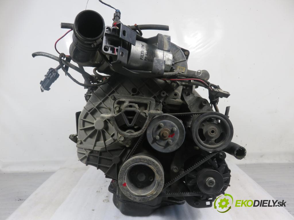 OPEL VECTRA A (86_, 87_) LIFTBACK 1993 60,00 1.7 TD - 17 DT (TC4EE1) 1686,00 motor DIESLA 17 DTTC4EE1