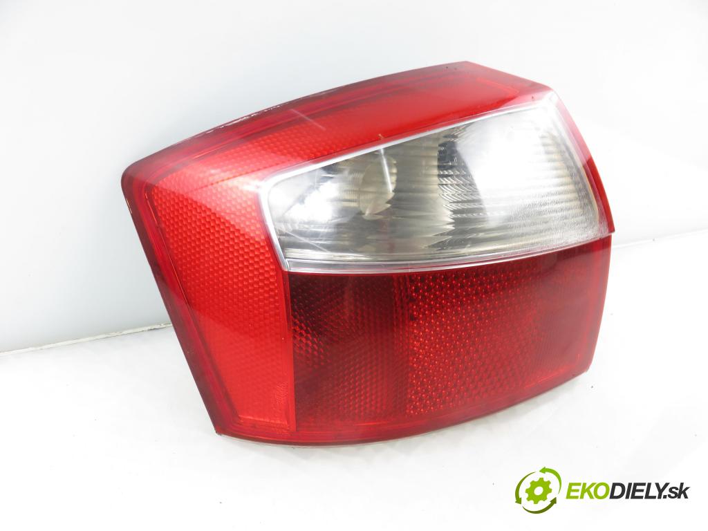 AUDI A4 (8E2, B6) SEDAN 2001 96,00 1.9 TDI PD 130 - AWX 1896,00 Svetlo ľavé zadné 8E0945095C