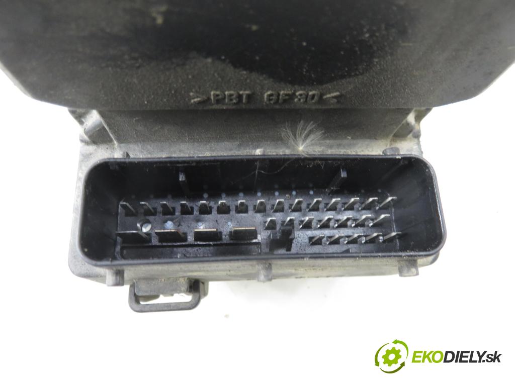 VW PASSAT B5 Variant (3B5) KOMBI 1999 85,00 1.9 TDI - AJM 1896,00 Pumpa ABS 8E0614111AH ; 0265220525 (Pumpa ABS)