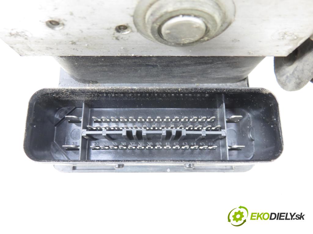 VW TOURAN (1T1, 1T2) MINIVAN 2008 125,00 2.0 TDI - BMN 1968,00 Pumpa ABS 10096003623 ; 1K0614517AC ; 10020602224 (Pumpa ABS)