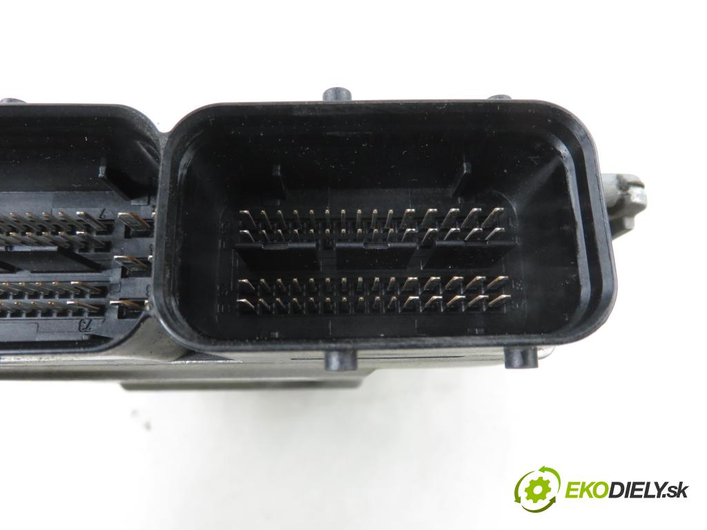 VW TOURAN (1T1, 1T2) MINIVAN 2008 125,00 2.0 TDI - BMN 1968,00 Riadiaca jednotka Motor 5WP45565AB ; 03G906018EH