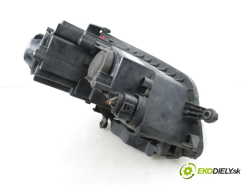 VW TOURAN (1T1, 1T2) MINIVAN 2008 125,00 2.0 TDI - BMN 1968,00 Svetlo LP 1T1941005C ; 0301233203