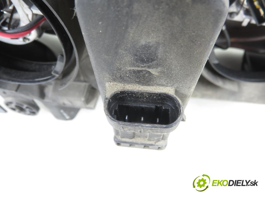 RENAULT SCENIC I (JA0/1_) MINIVAN 2001 75,00 1.9 dCi 102 - F9Q 732 1870,00 Svetlo LP 7700432098 ; 7701047604 ; 89002988