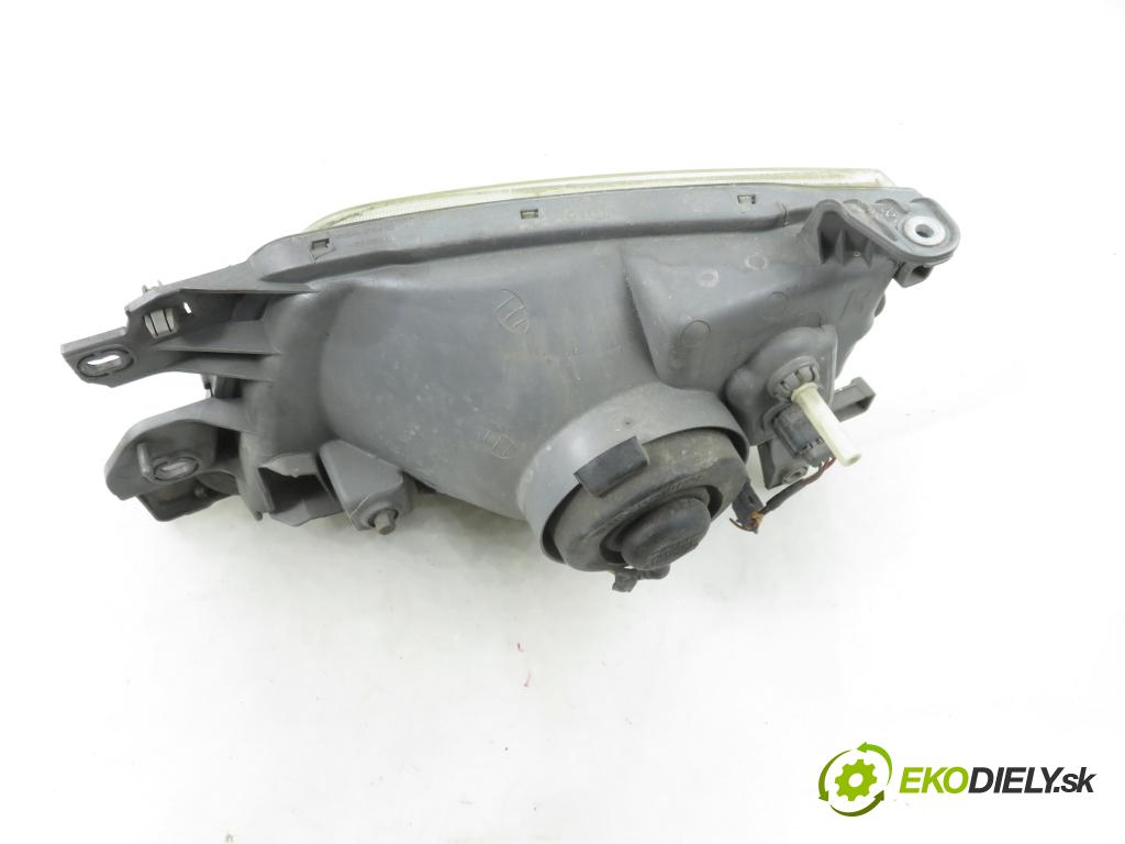 SUBARU FORESTER (SF_) KOMBI 2002 90,00 2.0 AWD (SF5) - EJ202 1994,00 Svetlo PP