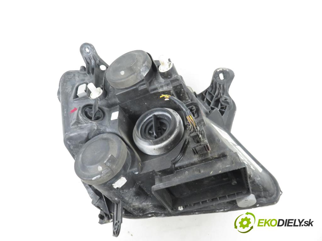 OPEL MERIVA A nadwozie wielkoprzestrzenne (MPV) (X03) HB 2003 74,00 1.6 16V - Z 16 XE 1598,00 Svetlo LP