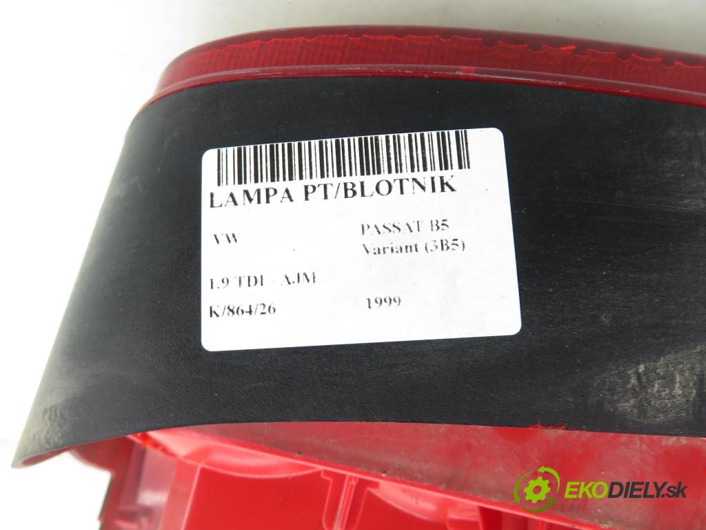 VW PASSAT B5 Variant (3B5) KOMBI 1999 85,00 1.9 TDI - AJM 1896,00 Svetlo pravé zadné