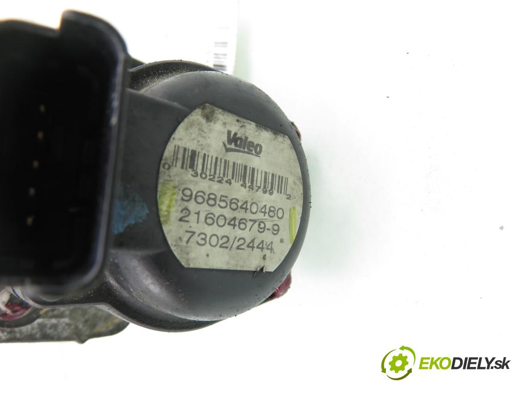 VOLVO S40 II (MS) SEDAN 2006 81,00 1.6 D - D 4164 T 1560,00 VENTIL EGR 9685640480 ; 216046799