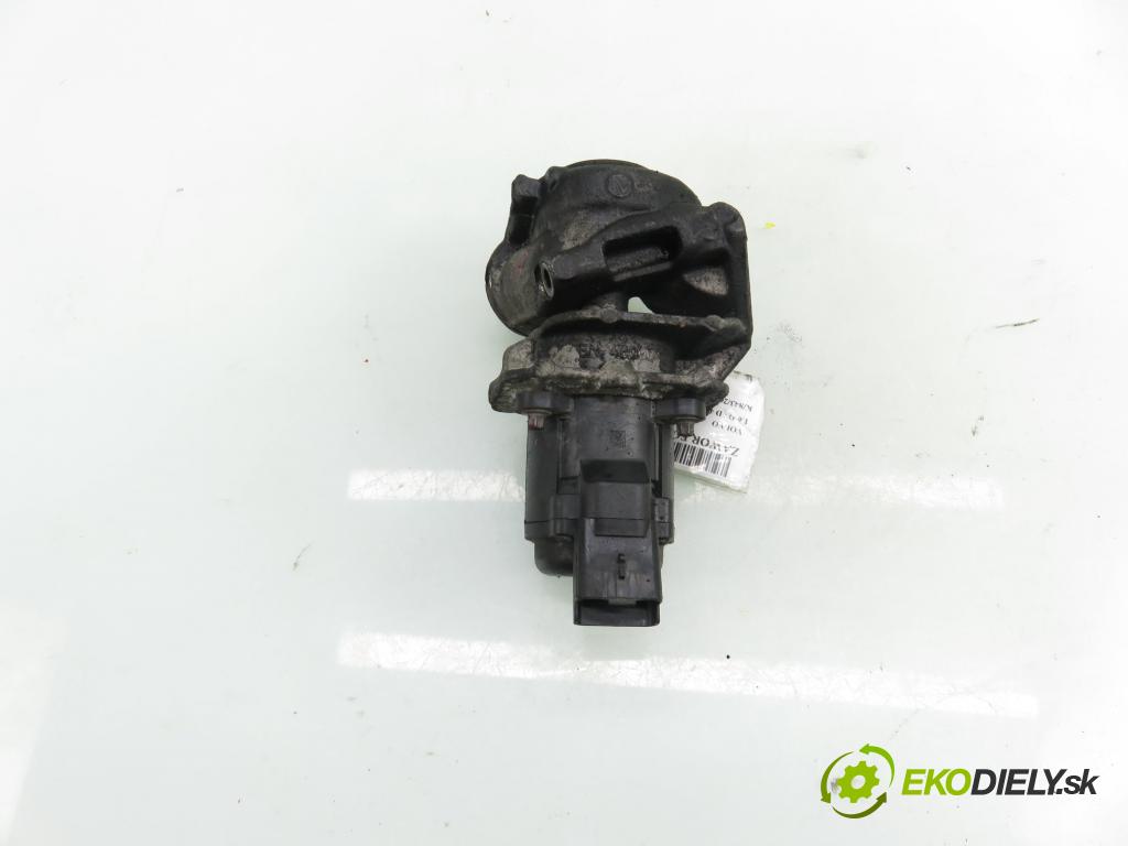VOLVO S40 II (MS) SEDAN 2006 81,00 1.6 D - D 4164 T 1560,00 VENTIL EGR 9685640480 ; 216046799