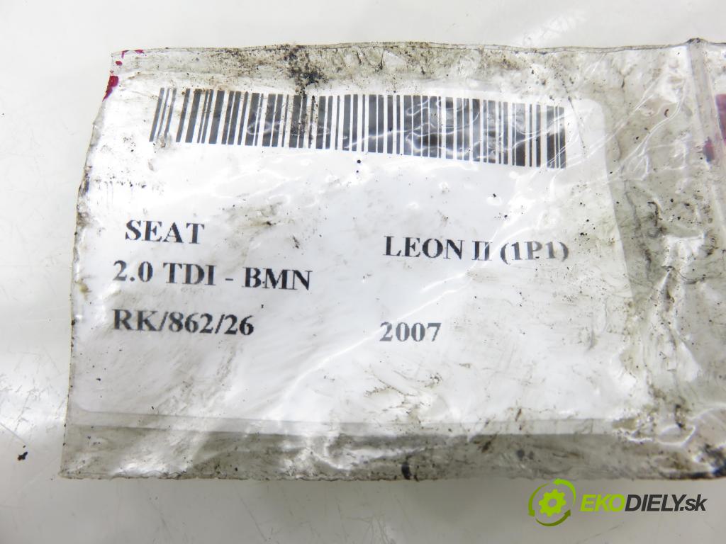 SEAT LEON (1P1) HB 2007 125,00 2.0 TDI - BMN 1968,00 vstříkovač 03G130073M (Vstřikovač paliva)