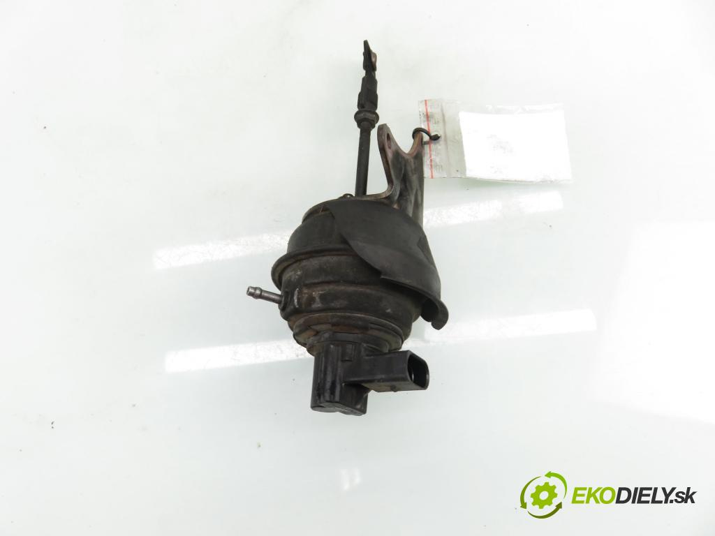 VW PASSAT B6 Variant (3C5) KOMBI 2007 125,00 2.0 TDI - BMR 1968,00 nastavovač turba 7545770011 (Motorek ostatní)