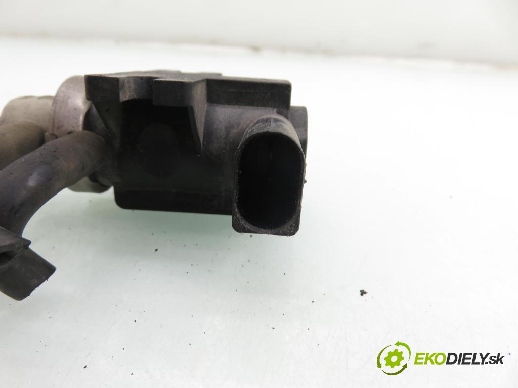 VW TOURAN (1T1, 1T2) MINIVAN 2008 125,00 2.0 TDI - BMN 1968,00 ELEKTROVENTIL: VAKUUM: 1J0906627B ; 72290345