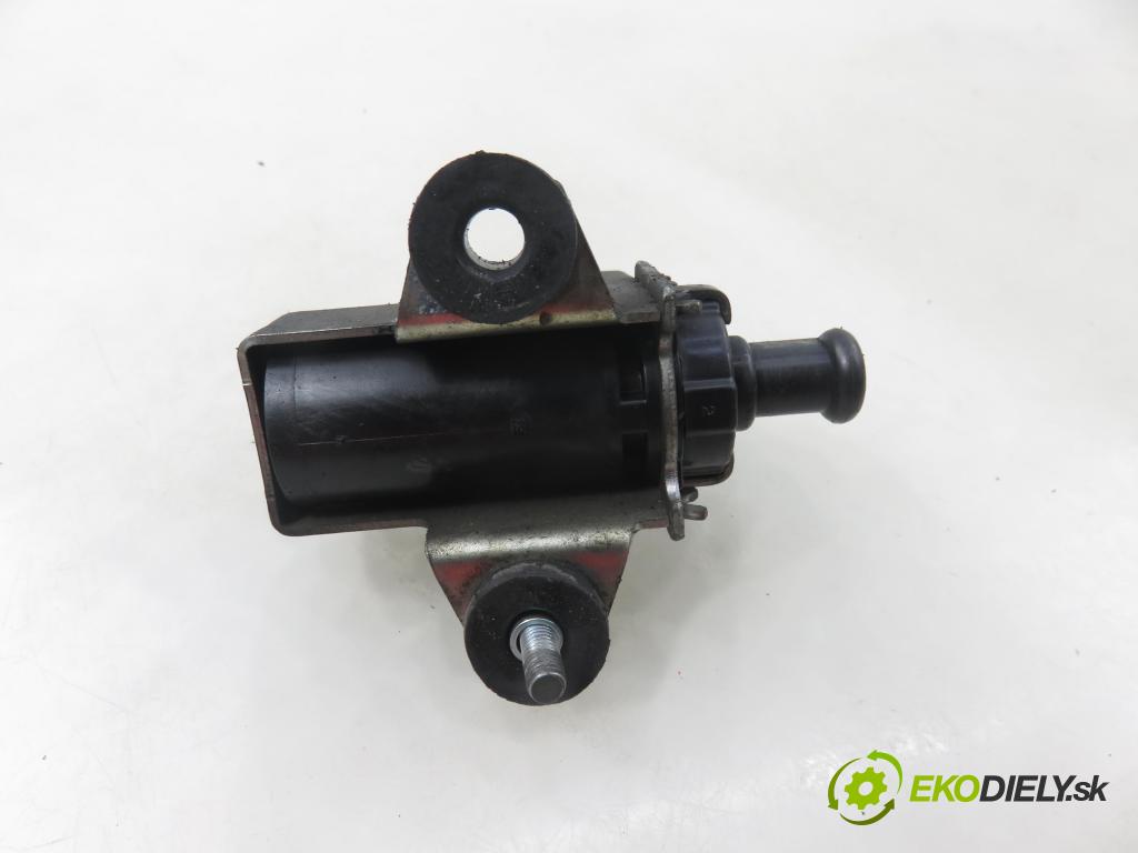 TOYOTA YARIS (_P9_) HB 2008 66,00 1.4 D-4D (NLP90_) - 1ND-TV 1364,00 ELEKTROVENTIL: VAKUUM: 2581933030 ; 1397000970