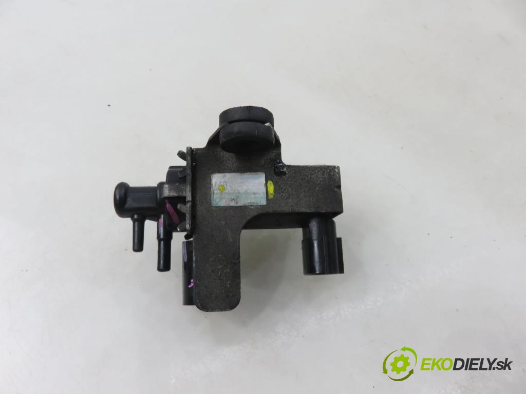 TOYOTA YARIS (_P9_) HB 2008 66,00 1.4 D-4D (NLP90_) - 1ND-TV 1364,00 ELEKTROVENTIL: VAKUUM: 2581933030 ; 1397000970