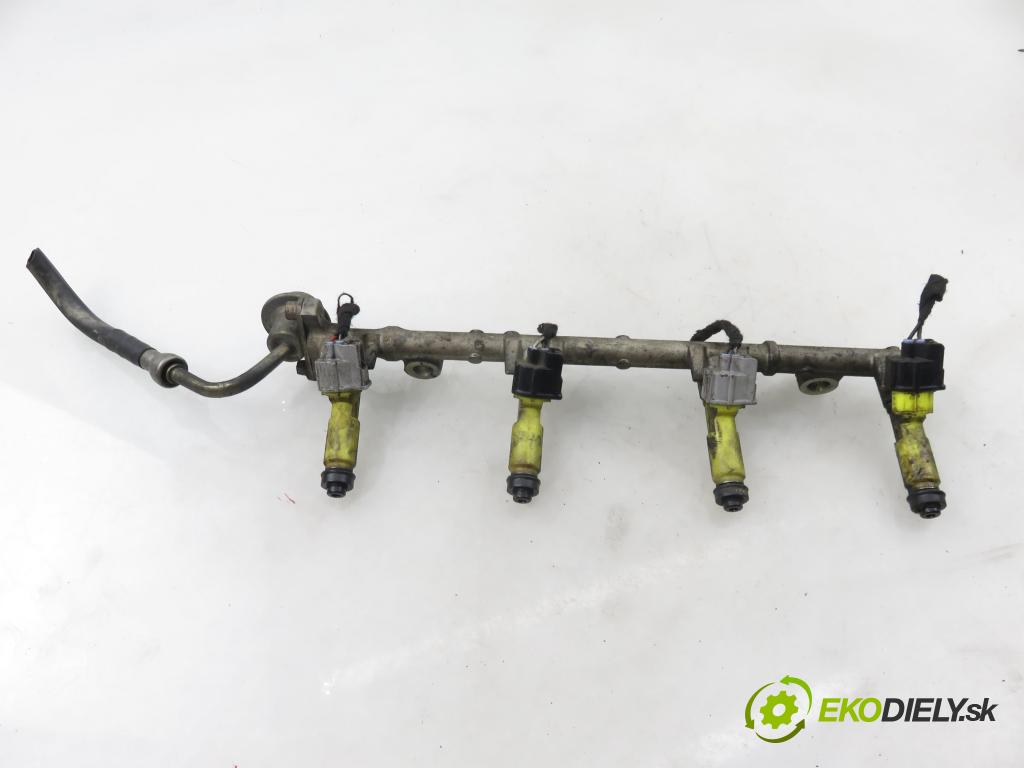 TOYOTA RAV 4 II (_A2_) SUV 2000 110,00 2.0 4WD (ACA21, ACA20) - 1AZ-FE 1998,00 lišta vstřikovací 2325028050 (Vstřikovací lišta)