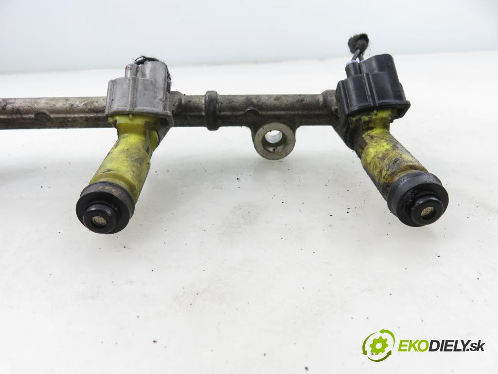TOYOTA RAV 4 II (_A2_) SUV 2000 110,00 2.0 4WD (ACA21, ACA20) - 1AZ-FE 1998,00 Lišta vstrekovacia 2325028050 (Vstrekovacia lišta)