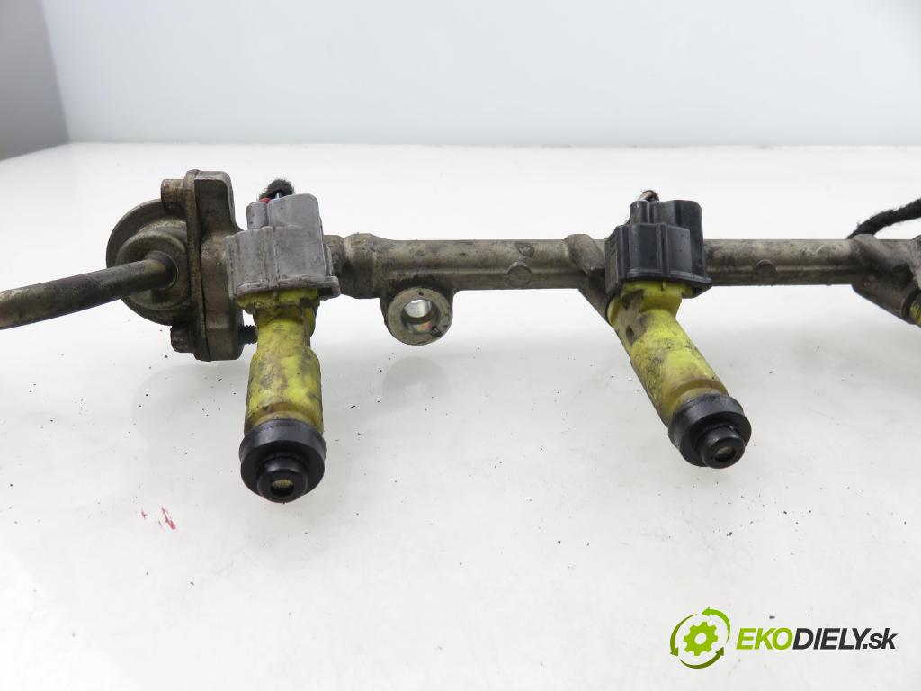 TOYOTA RAV 4 II (_A2_) SUV 2000 110,00 2.0 4WD (ACA21, ACA20) - 1AZ-FE 1998,00 Lišta vstrekovacia 2325028050 (Vstrekovacia lišta)