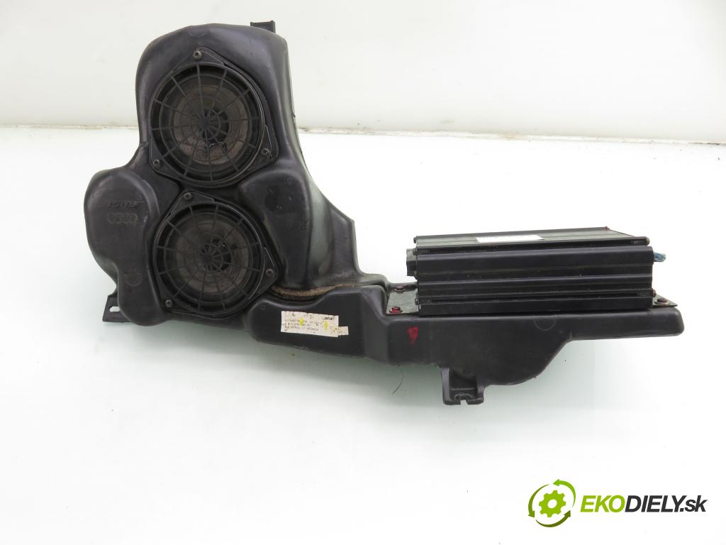 AUDI A6 (4B2, C5) SEDAN 2001 96,00 1.9 TDI - AWX 1896,00 subwoofer 4B5035382A (Audio zariadenie)