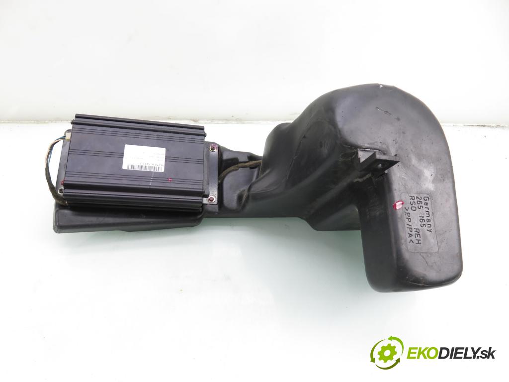 AUDI A6 (4B2, C5) SEDAN 2001 96,00 1.9 TDI - AWX 1896,00 subwoofer 4B5035382A (Audio zariadenie)