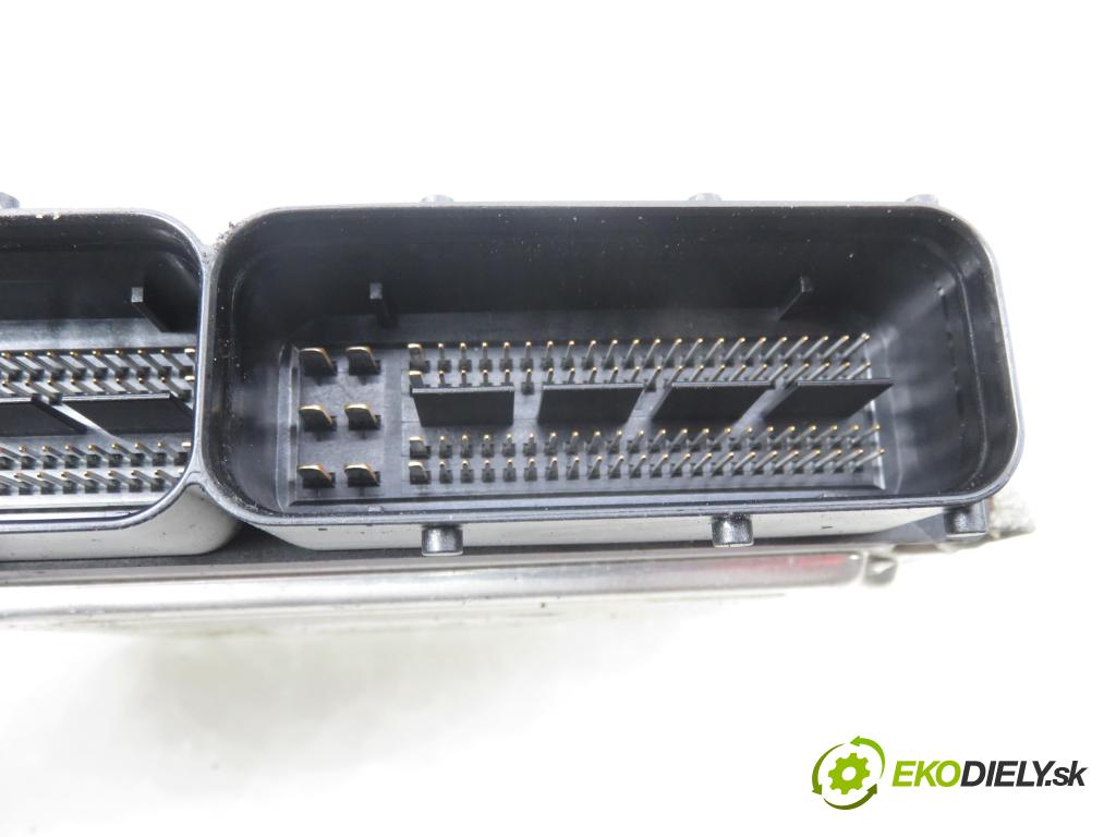 SKODA SUPERB II kombi (3T5) KOMBI 2012 103,00 2.0 TDI 16V - CFFB 1968,00 Riadiaca jednotka Motor 0281018345 ; 03L906018MH