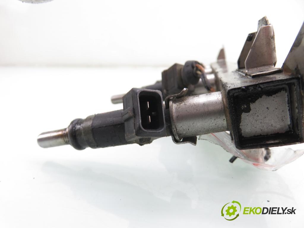 BMW 3 (E90) SEDAN 2006 95,00 318 i 129 - N46 B20 B 1995,00 Lišta vstrekovacia 7506158 ; 7530420 ; 7526892 (Vstrekovacia lišta)