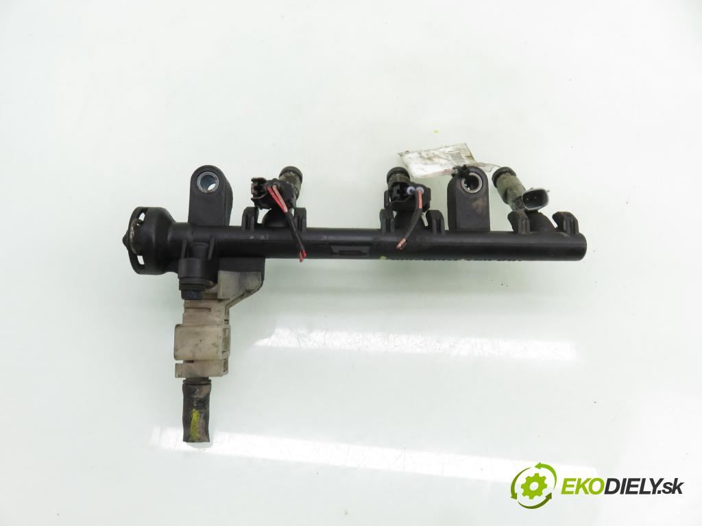 TOYOTA AYGO (_B1_) HB 2007 50,00 1.0 68 - 1KR-FE 998,00 Lišta vstrekovacia 232500Q010 ; 238140Q010 ; 238140Q010A (Vstrekovacia lišta)