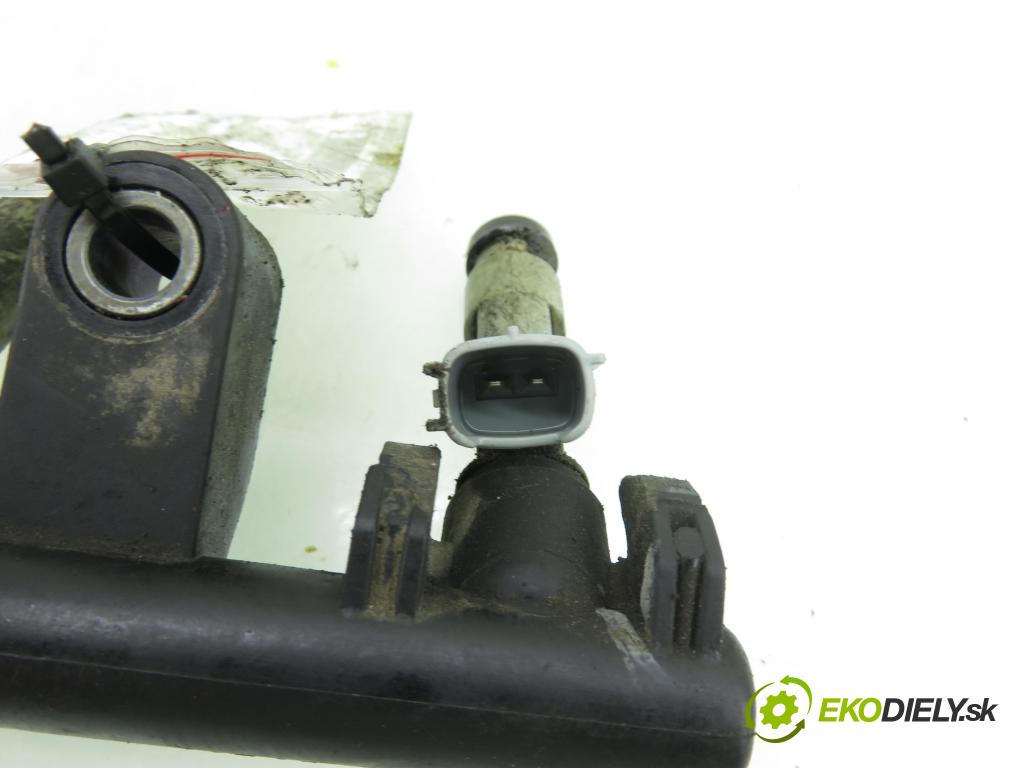TOYOTA AYGO (_B1_) HB 2007 50,00 1.0 68 - 1KR-FE 998,00 lišta vstřikovací 232500Q010 ; 238140Q010 ; 238140Q010A (Vstřikovací lišta)