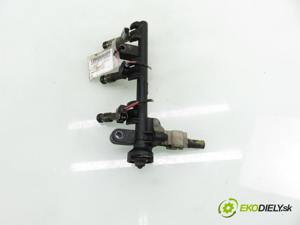 TOYOTA AYGO (_B1_) HB 2007 50,00 1.0 68 - 1KR-FE 998,00 lišta vstřikovací 232500Q010 ; 238140Q010 ; 238140Q010A (Vstřikovací lišta)