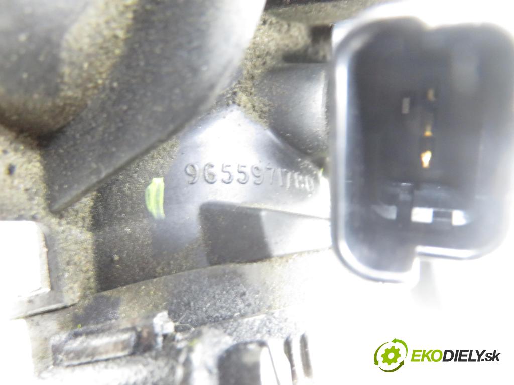 PEUGEOT 407 (6D_) SEDAN 2005 80,00 1.6 HDi 110 - 9HZ (DV6TED4) 1560,00 Škrtiaca klapka 9655971780 (Škrtiaca klapka)