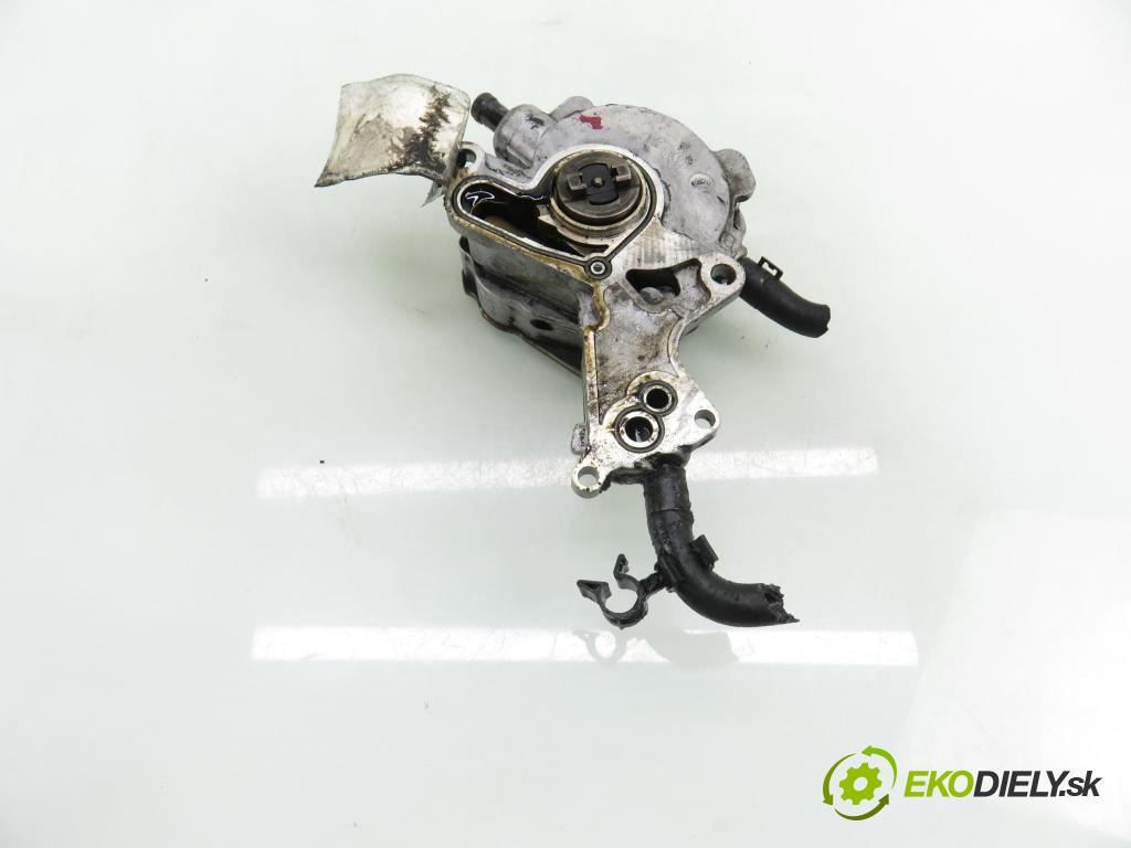 AUDI A3 (8L1) HB 2001 96,00 1.9 TDI - ASZ 1896,00 Pumpa vákuová 038145209A