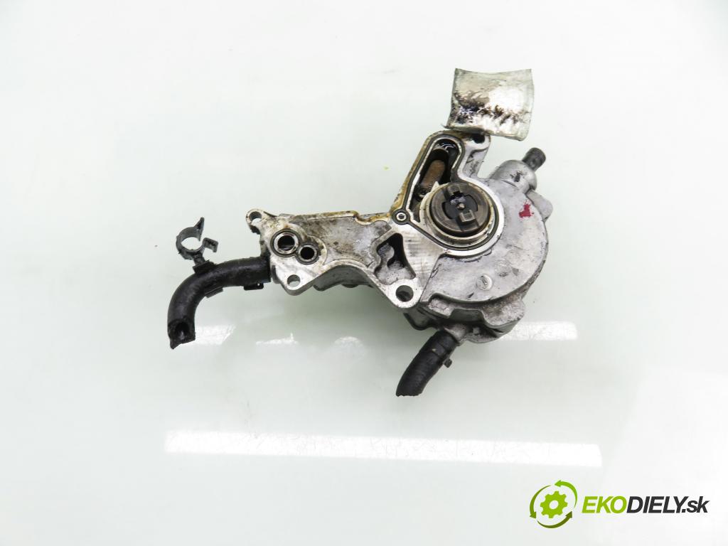 AUDI A3 (8L1) HB 2001 96,00 1.9 TDI - ASZ 1896,00 Pumpa vákuová 038145209A