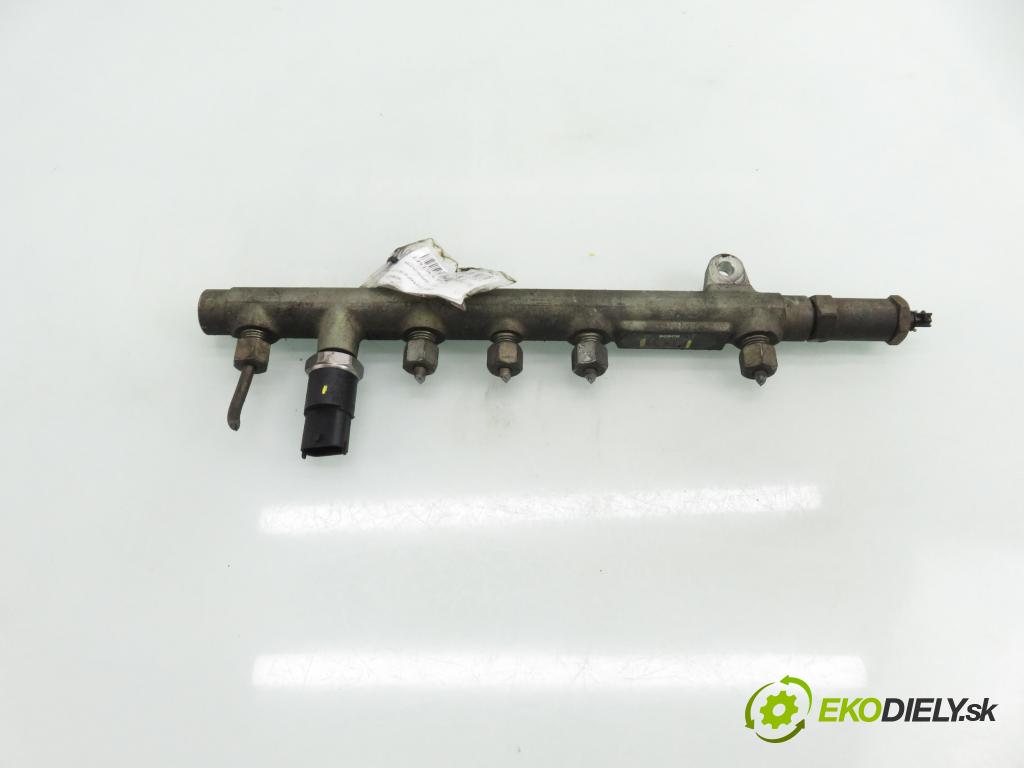 MITSUBISHI CARISMA (DA_) SEDAN 2003 75,00 1.9 DI-D 102 - F9Q1 1870,00 lišta vstřikovací 0445214024 ; 7700114017 ; 0281002405 (Vstřikovací lišta)
