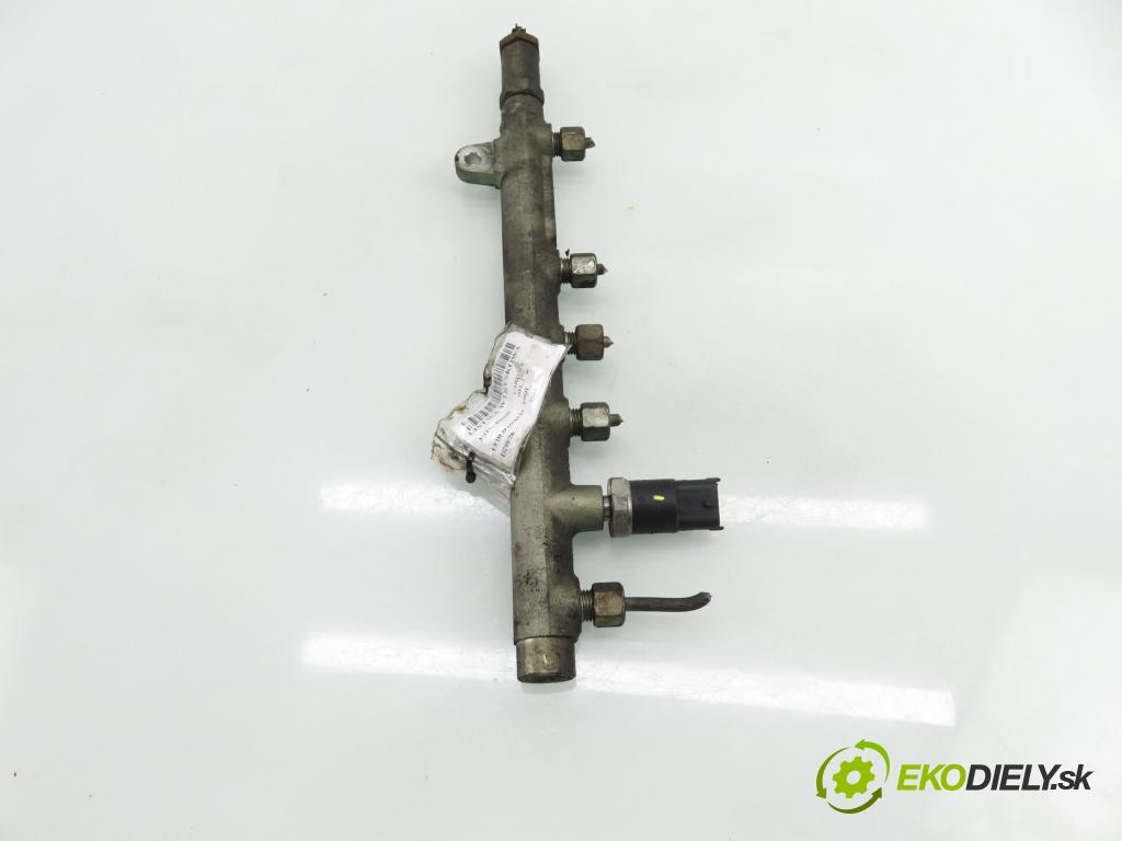 MITSUBISHI CARISMA (DA_) SEDAN 2003 75,00 1.9 DI-D 102 - F9Q1 1870,00 lišta vstřikovací 0445214024 ; 7700114017 ; 0281002405 (Vstřikovací lišta)