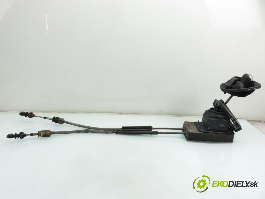 CITROEN C5 II Break (RE_) KOMBI 2005 103,00 2.0 16V (RERFJB, RERFJC) - RFJ (EW10A) 1997,00 ZVEDÁK: