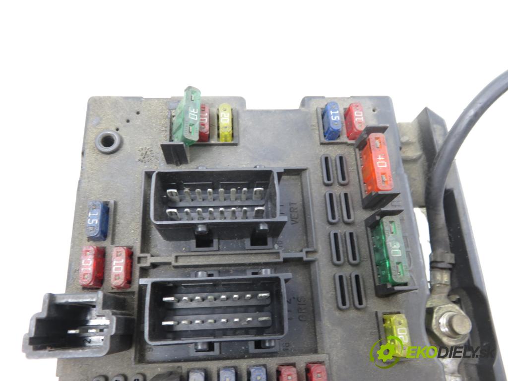 PEUGEOT 307 (3A/C) HB 2002 66,00 2.0 HDi 90 - RHY (DW10TD) 1997,00 MODUL BSM 9643537880