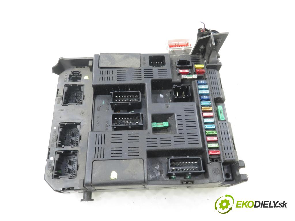 PEUGEOT 307 (3A/C) HB 2002 66,00 2.0 HDi 90 - RHY (DW10TD) 1997,00 MODUL BSI 9641079680 ; 9636760580B