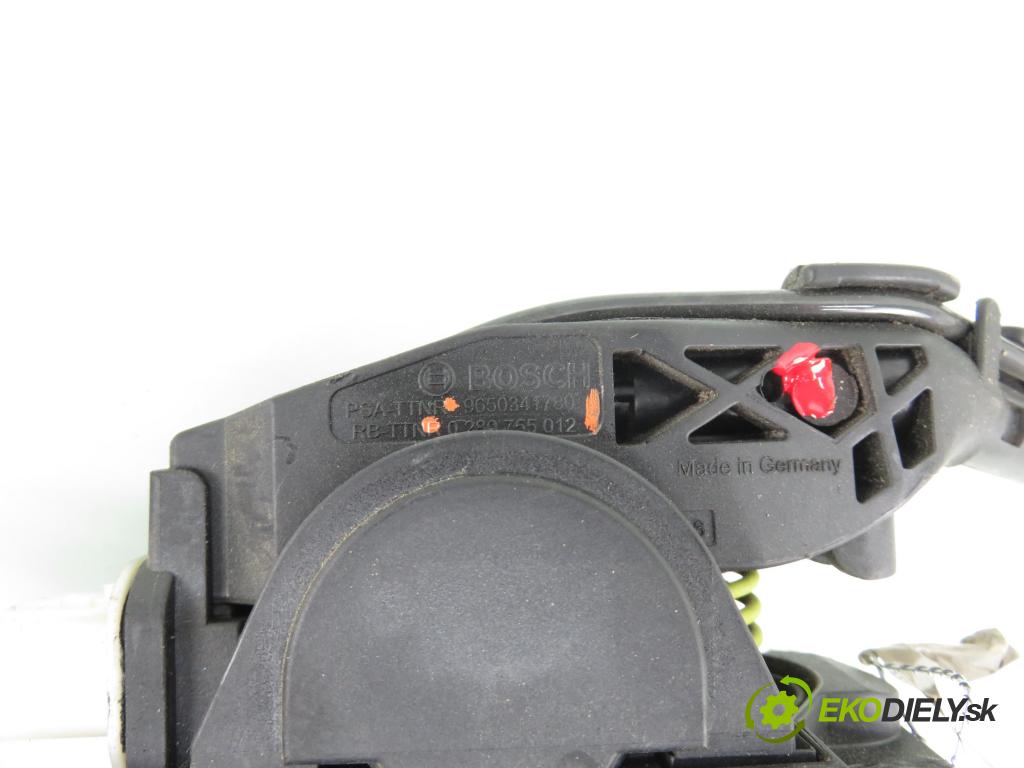 CITROEN C5 II Break (RE_) KOMBI 2005 103,00 2.0 16V (RERFJB, RERFJC) - RFJ (EW10A) 1997,00 Potenciometer plynu 0280755012 ; 9650341780 (Potenciometer plynového pedálu)