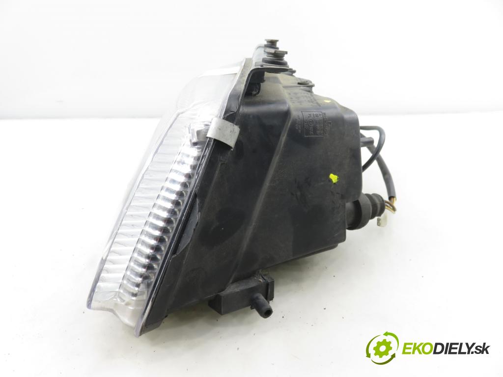 VW PASSAT B5 Variant (3B5) KOMBI 1997 74,00 1.6 - ADP 1595,00 Svetlo PP