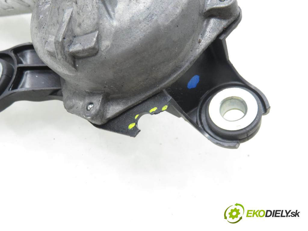 OPEL CORSA C (X01) HB 2001 55,00 1.7 DTI - Y 17 DT 1686,00 Motorček stierače zadné 09132802 ; 53011112