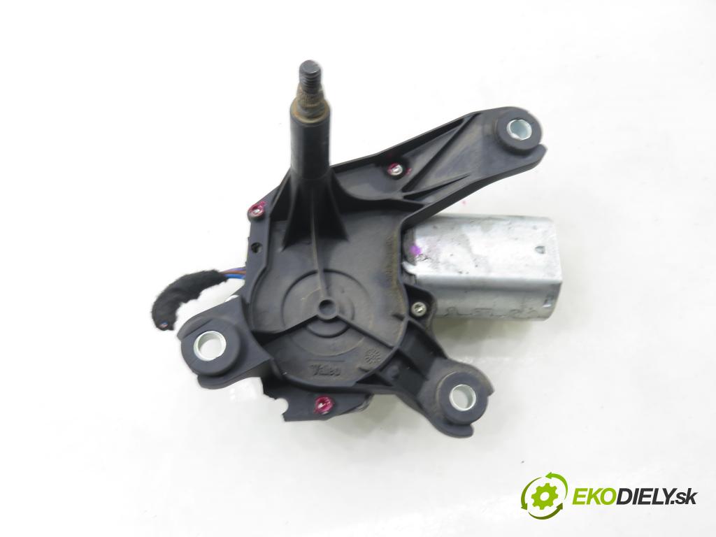OPEL CORSA C (X01) HB 2001 55,00 1.7 DTI - Y 17 DT 1686,00 Motorček stierače zadné 09132802 ; 53011112