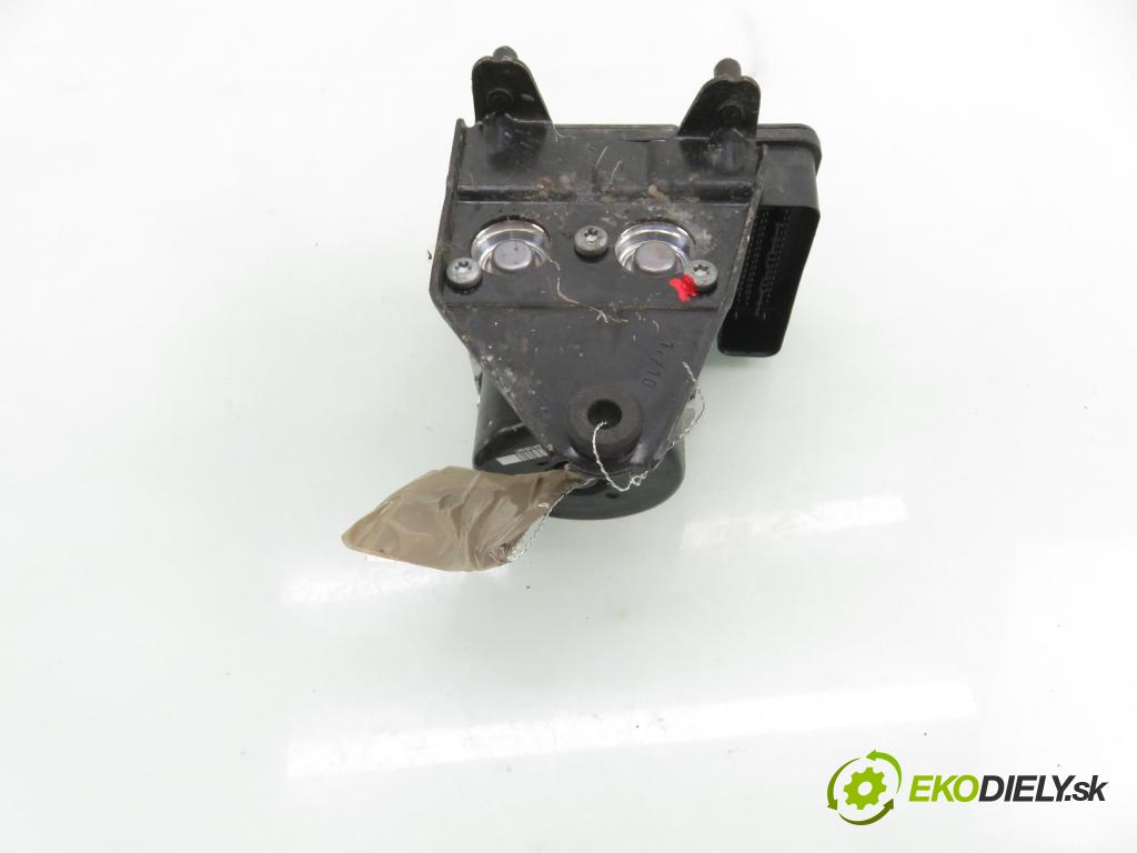 VW GOLF VI Variant (AJ5) KOMBI 2010 77,00 1.6 TDI - CAYC 1598,00 Pumpa ABS 10096103523 ; 10061937241 ; 1K0907379BJ (Pumpa ABS)