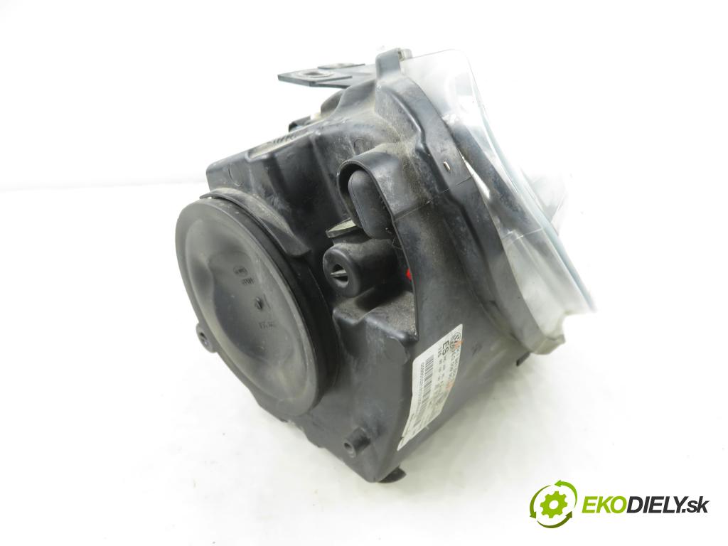 VW GOLF VI Variant (AJ5) KOMBI 2010 77,00 1.6 TDI - CAYC 1598,00 Svetlo PP 5K1941006S