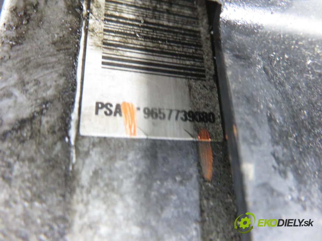 CITROEN C5 II Break (RE_) KOMBI 2005 103,00 2.0 16V (RERFJB, RERFJC) - RFJ (EW10A) 1997,00 Pumpa servočerpadlo 9657739080 ; A5094686G