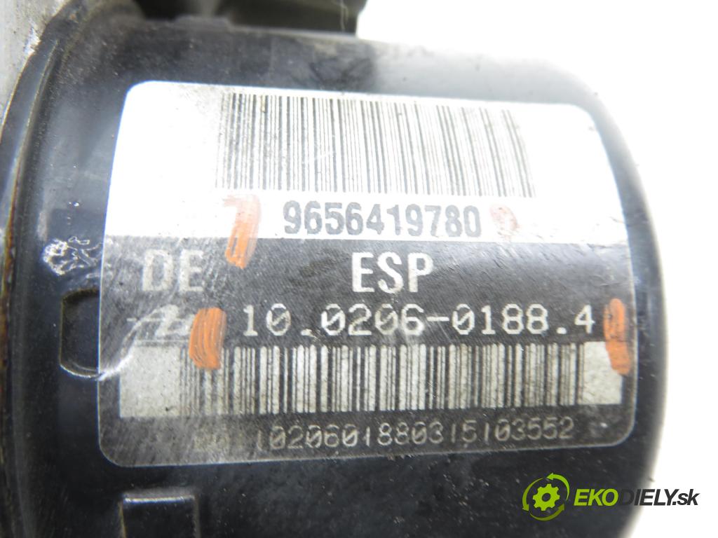 CITROEN C5 II Break (RE_) KOMBI 2005 103,00 2.0 16V (RERFJB, RERFJC) - RFJ (EW10A) 1997,00 Pumpa ABS 10096011463 ; 10020601884 ; 9656419780 (Pumpa ABS)
