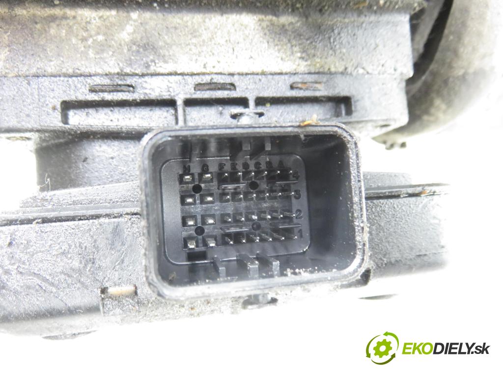 CITROEN C5 II Break (RE_) KOMBI 2005 103,00 2.0 16V (RERFJB, RERFJC) - RFJ (EW10A) 1997,00 Pumpa nápravy 9636713880