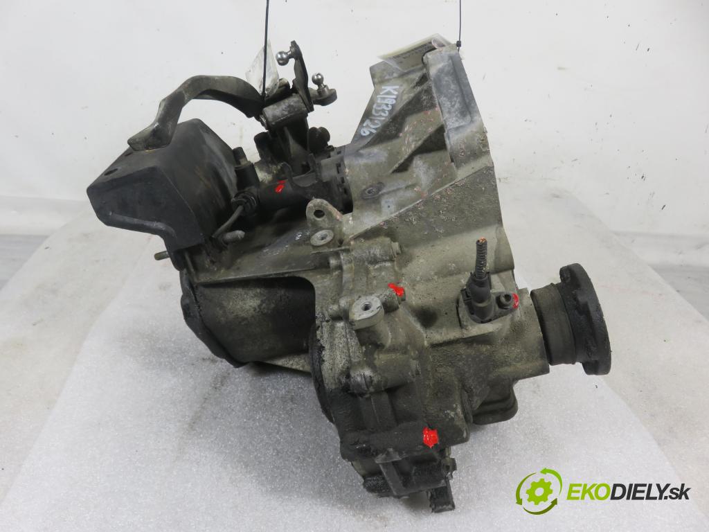 VW NEW BEETLE (9C1, 1C1) HB 2002 55,00 1.4 - BCA 1390,00 převodovka MANUALNA FNT