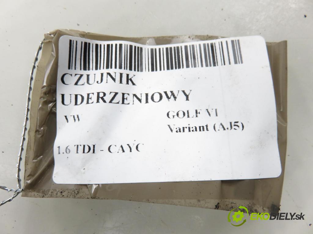 VW GOLF VI Variant (AJ5) KOMBI 2010 77,00 1.6 TDI - CAYC 1598,00 Snímač nárazu 1K0909606D ; 5WK43273 (Snímač nárazu)