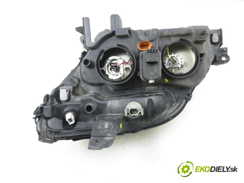 RENAULT SCENIC I (JA0/1_) MINIVAN 2003 75,00 1.9 dCi (JA05, JA1F) - F9Q 732 1870,00 Svetlo PP 7700432097 ; 7701047600
