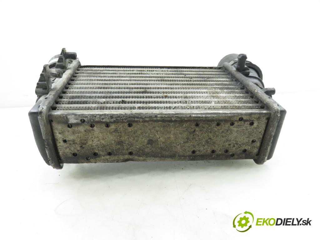 VW PASSAT B5 Variant (3B5) KOMBI 2000 85,00 1.9 TDI - ATJ 1896,00 chladič intercooler 058145805